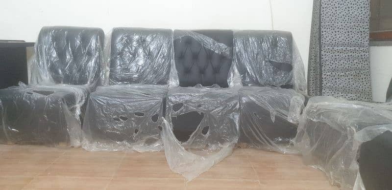 office sofas new condition for sale 3