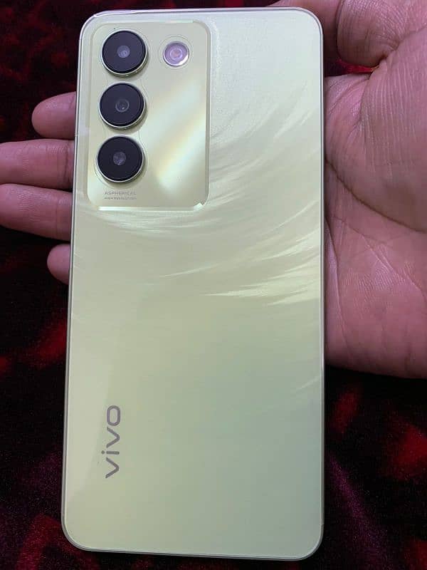 vivo y100 1