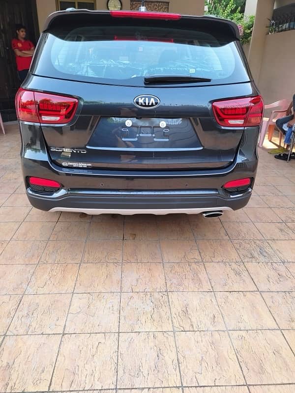 KIA Sorento 2021 5