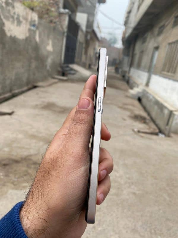 Oppo F21 Pro 7