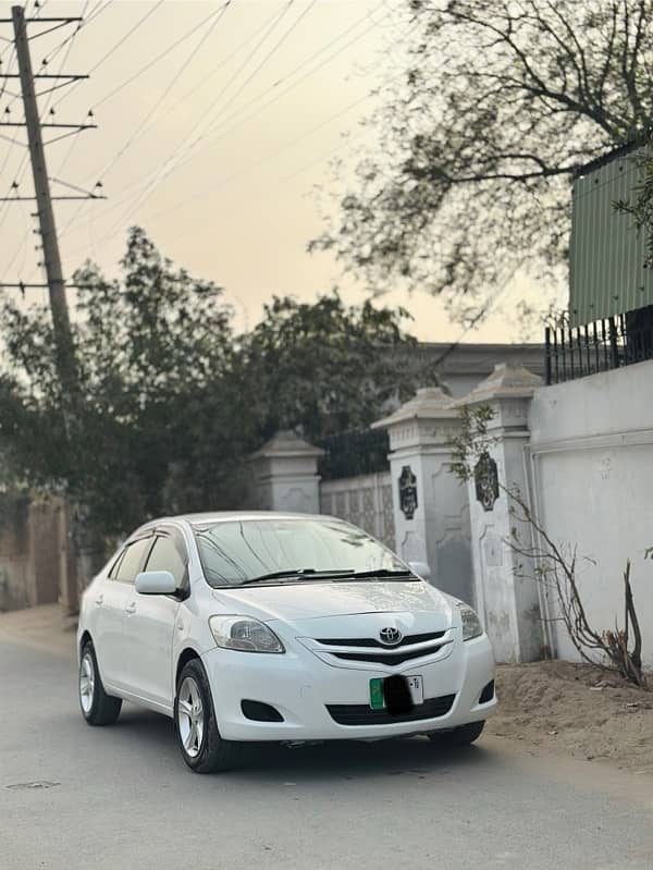 Toyota Belta 6/2010 1