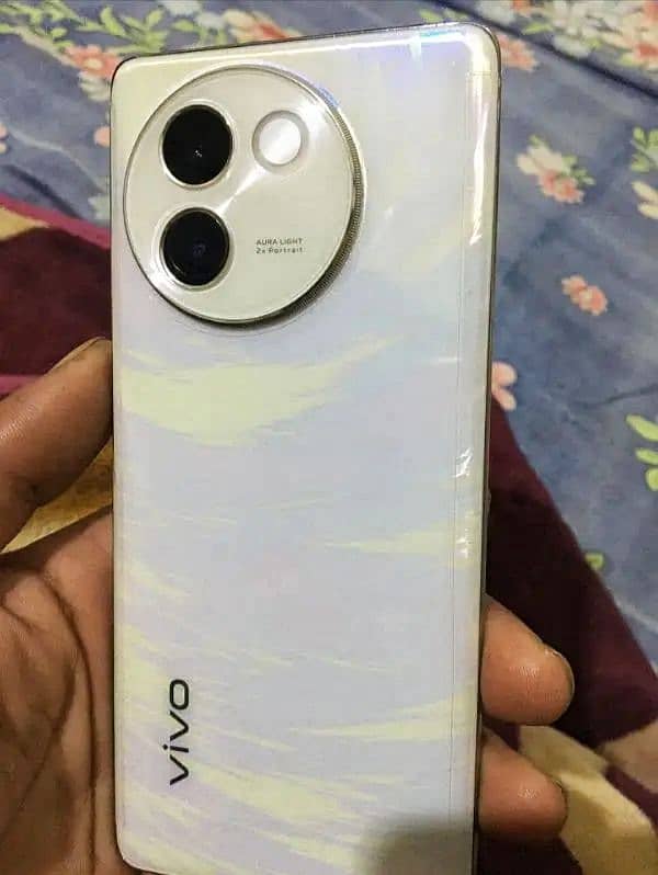 Vivo V30e 5G 0