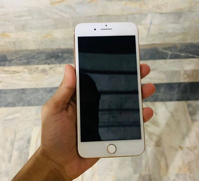 iPhone 8 Plus urgent sell 1