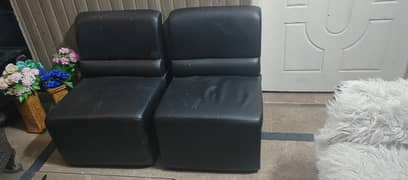 office sofa(4-seats in very good condition)