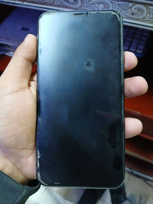 IPHONE 11 PRO MAX PTA APPROVED 1