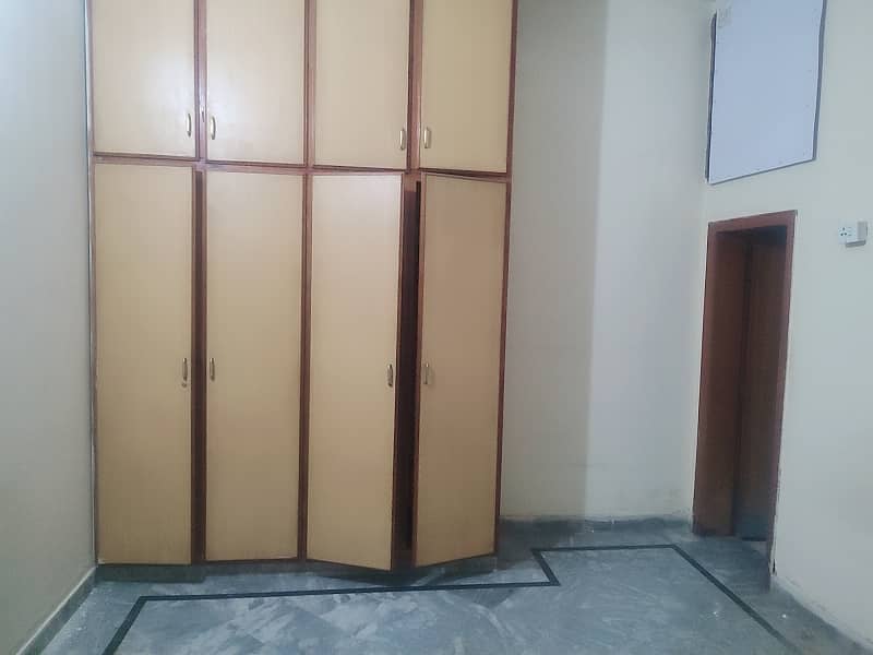 5 Marla 2nd floor for rent in Johar town 3