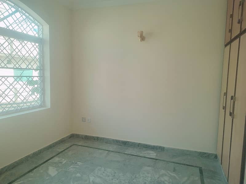 5 Marla 2nd floor for rent in Johar town 7