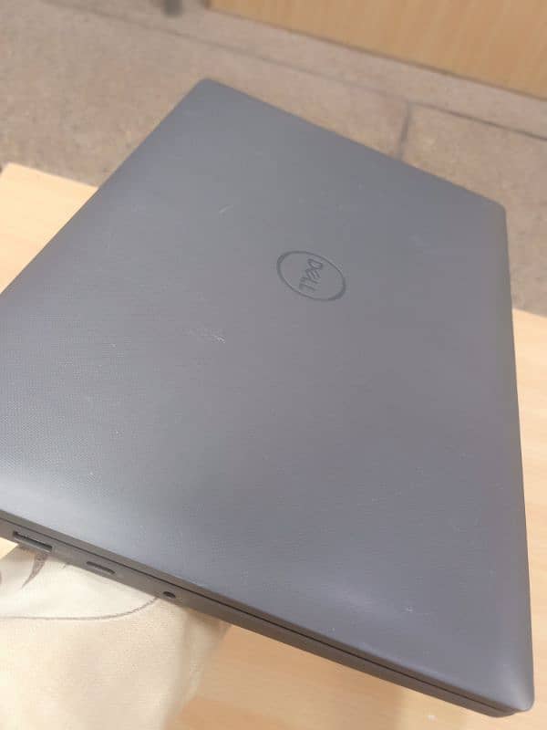 Dell Latitude 3440 I5 13th Gen 4.2 GHZ  16/256 10