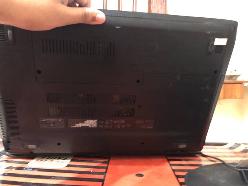 Acer Aspire E5 575g 2