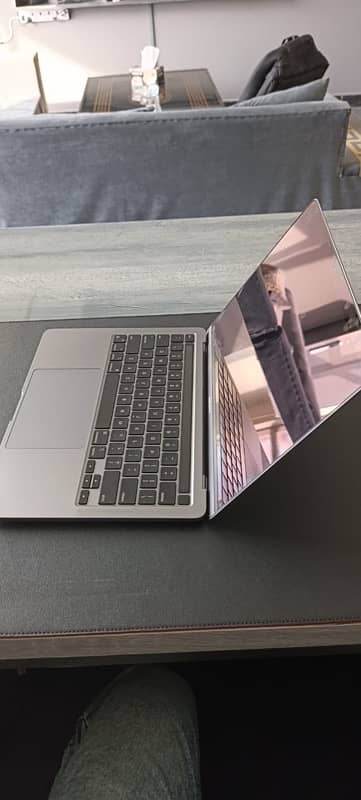 apple MacBook pro 2020 touch bar brand new condition iCloud lock for 4