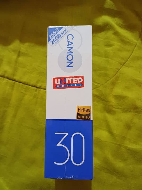 Tecno Camon 30 2