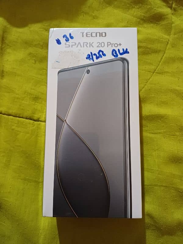 Tecno Spark 20 pro plus 0