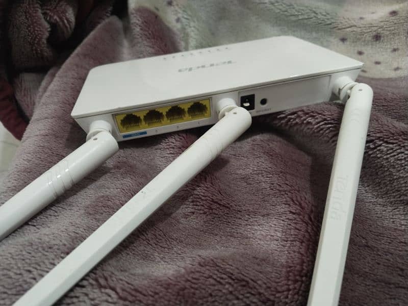 Tenda 3 antenna router 300mbps new 3