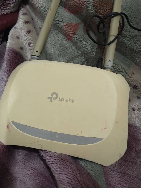 Tp link router wr-840n 300mbps 2 antenna 1