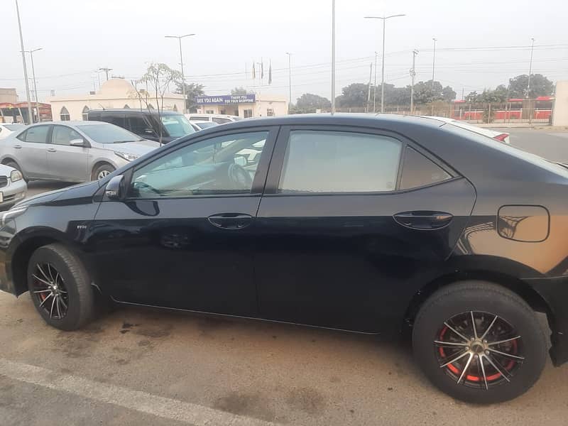 Toyota Corolla GLI 2016 3