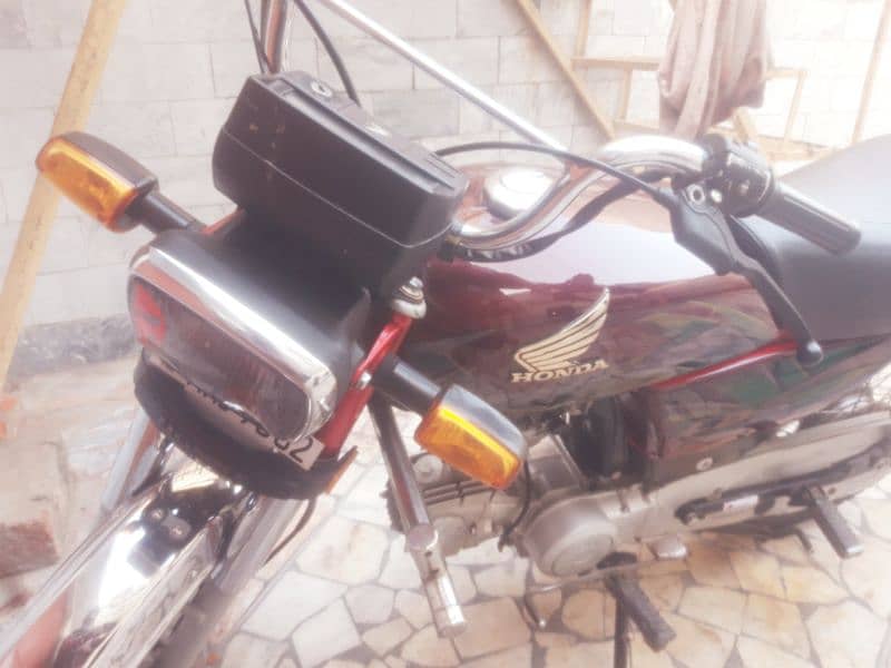 All Geniun bike urgent sale 2