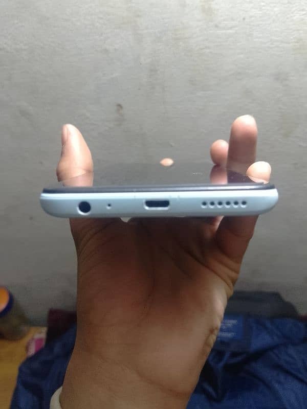 Infinix smart 6 good condition 10/7 condition mobile exchange possible 3