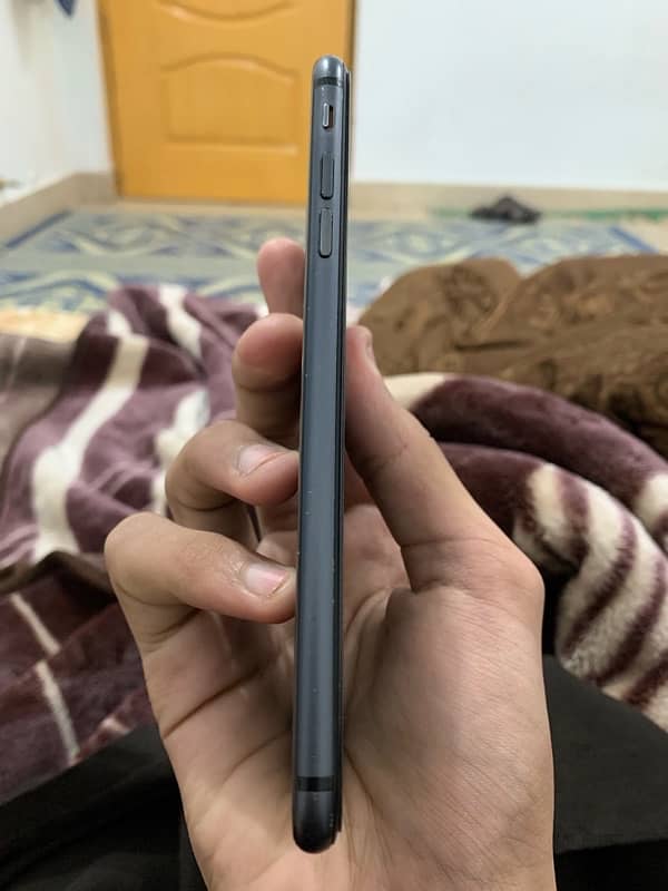 iphone 8+ Pta Approved 64GB 2