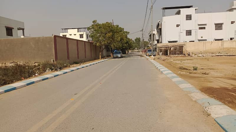 240 SQY PLOT - MEERUT SOCIETY, SECTOR 9A, SCHEME 33, KARACHI 2