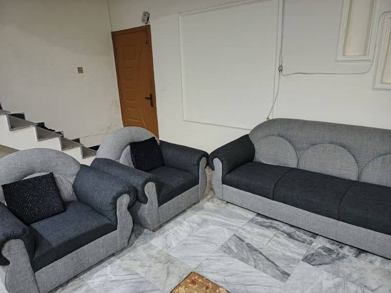 5 seater sofa set with sheesham table 3