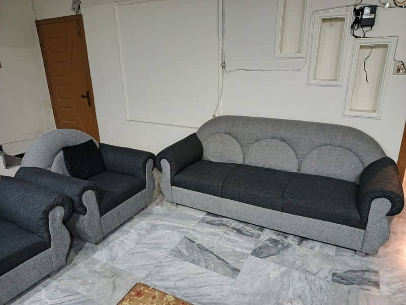 5 seater sofa set with sheesham table 4