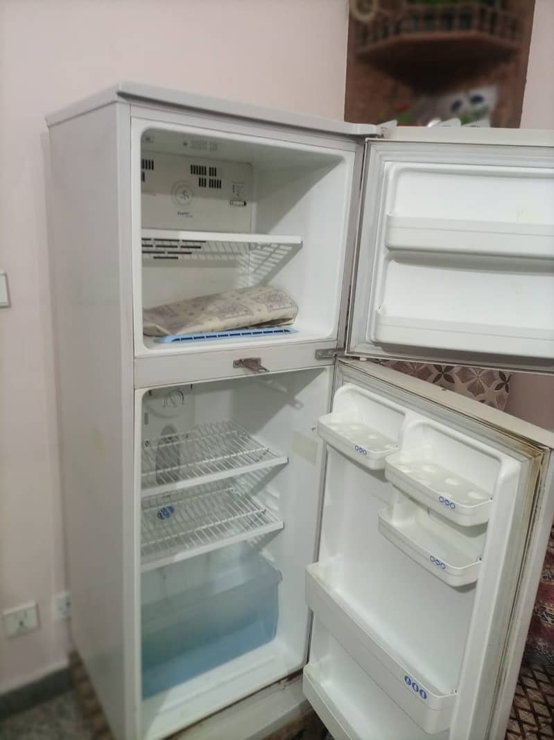 LG fridge Double Door A1 Condition 2