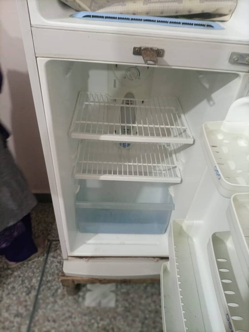 LG fridge Double Door A1 Condition 3