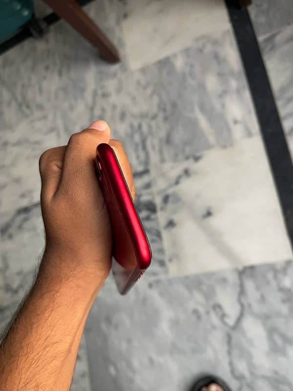 IPHONE 11 64GB PTA APPROVED 1