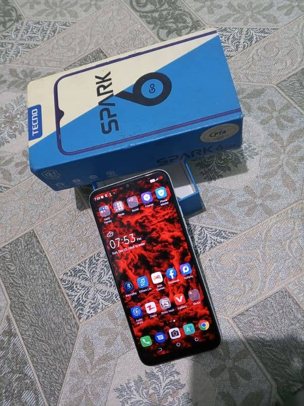 Tecno Spark 6 Go 4/64 with Box. 0