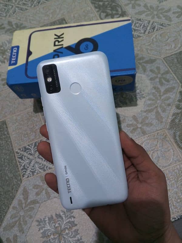 Tecno Spark 6 Go 4/64 with Box. 3