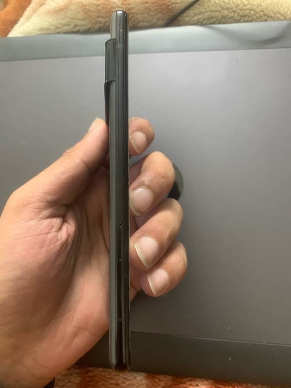 google pixel 6 pro non pta small dot in screen 6