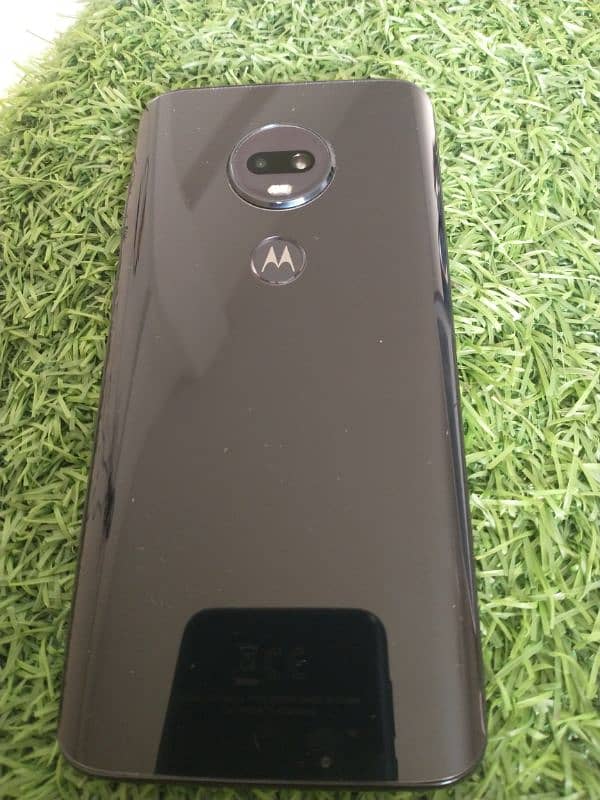 Motorola G7 Plus 4/64 Dual Sim 5