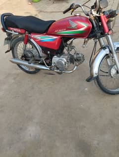 honda CD70 2015 model bike for sale