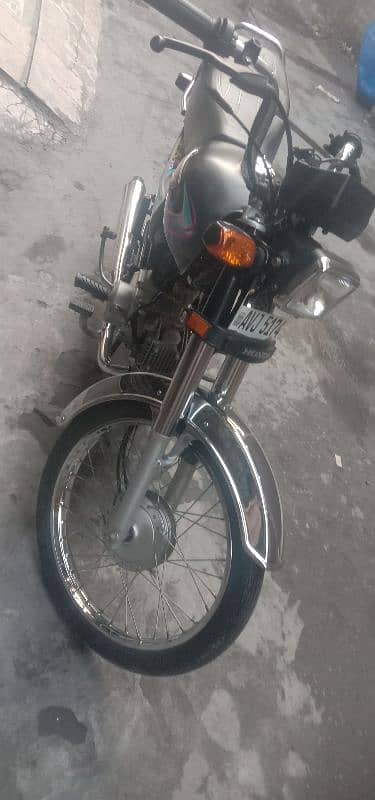 Honda CD 70 3