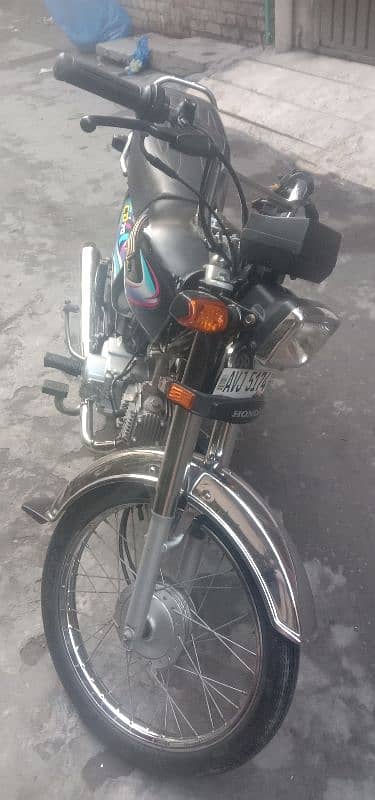 Honda CD 70 8