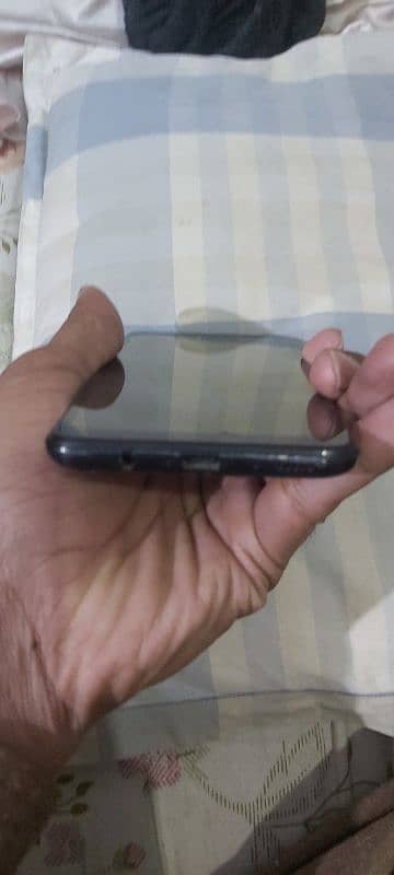 Samsung a70 panal damage hai 4