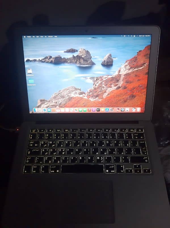 Macbook air 2015 core i5 13" 10/10 0