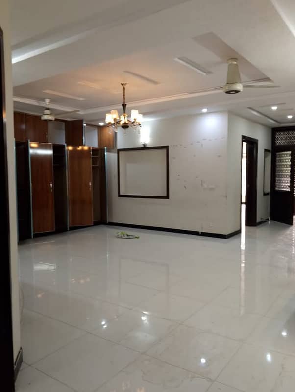 Brand New kanal Upper portion available for rent 1