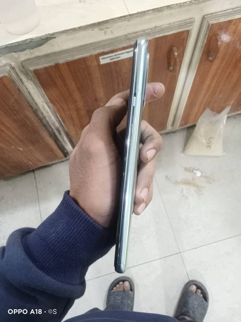 One Plus 8T 1