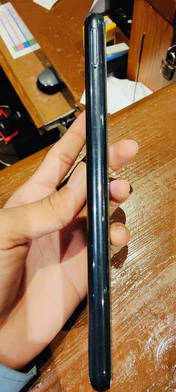 Samsung a04s only teach damage 1