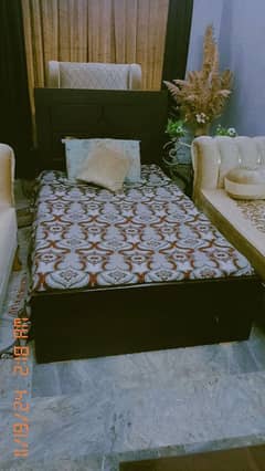 Single Bed like new condition