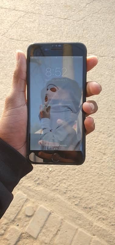 iphone 7plus 256 gb pta aprove sell 1