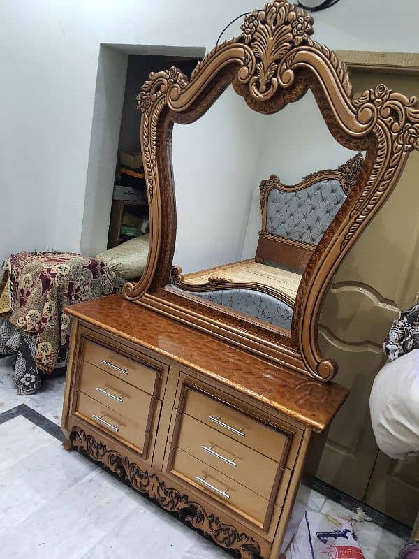 Carving Bed set new Not used King size cinyoti style (only call me) 7