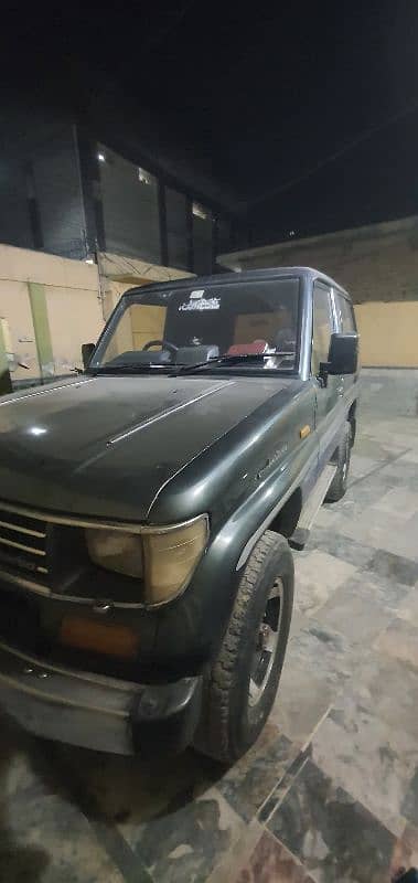 Toyota Land Cruiser 1992 . diesel 3l karachi reg 1