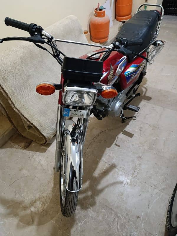 Honda CG 125 Red Color 2022 Model 8