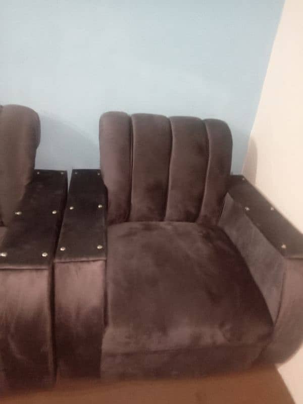 5 seater sofa 4