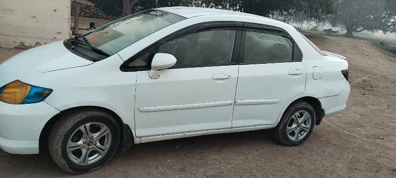 Honda City IDSI 2005 6