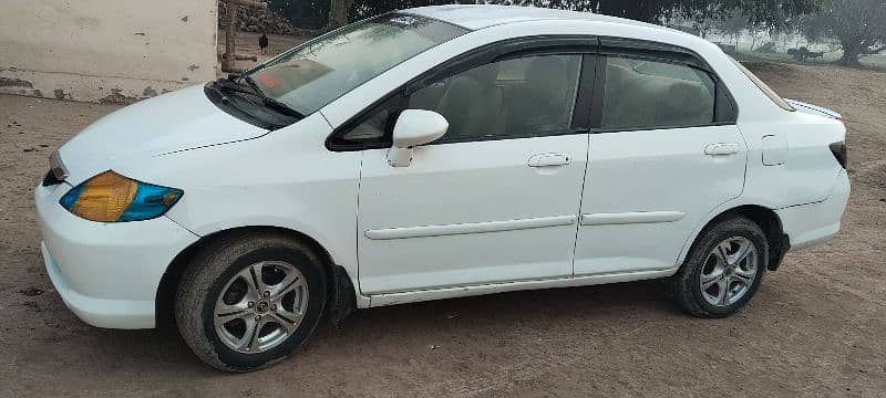 Honda City IDSI 2005 8