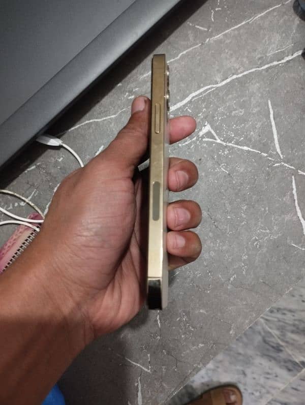 Iphone 12pro (Non PTA) Islamabad 3