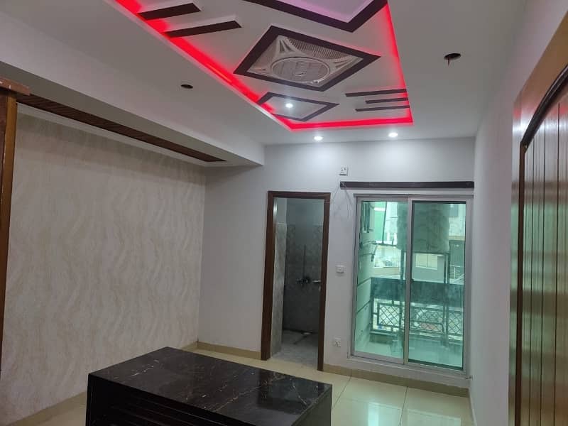 Flat Of 700 Square Feet In G-15 Markaz For rent 6